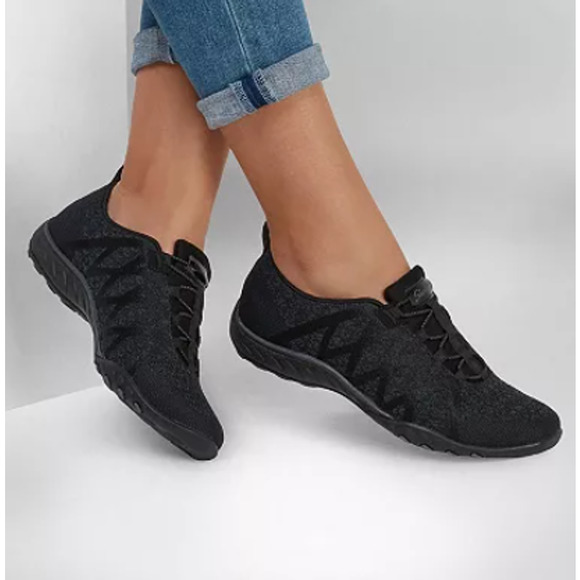 Skechers Breathe Easy Slip Ons Relaxed Fit Womens Sz 7 1/2 Black Sporty - Picture 6 of 16